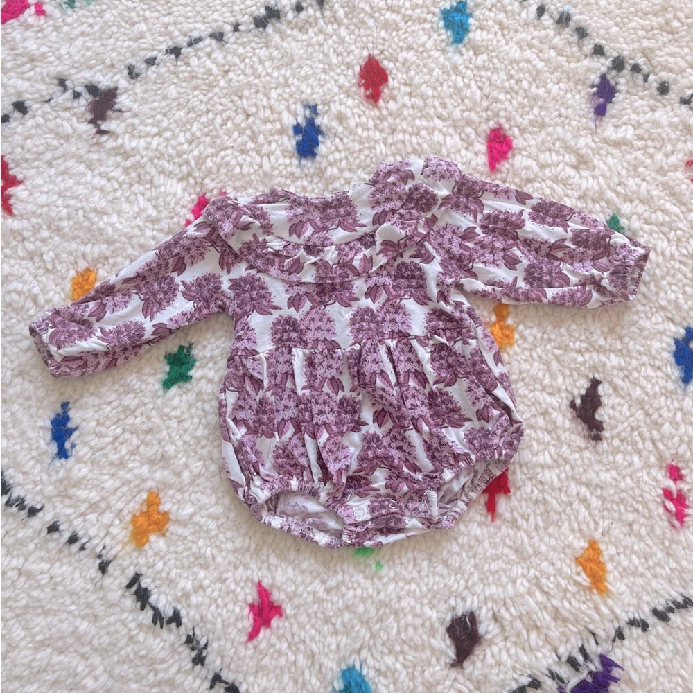 SOLD Kate Quinn Floral Bubble Romper (S 0-3m)